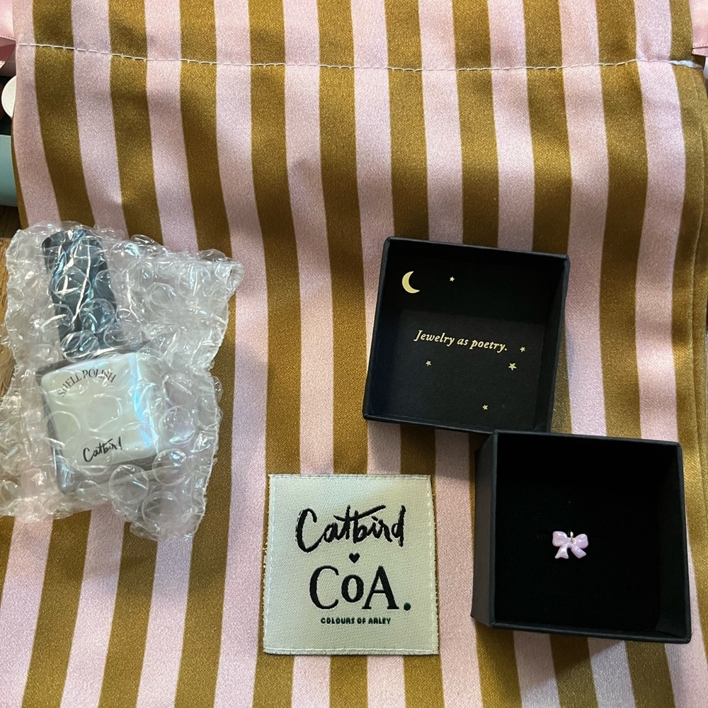 Catbird White Nail Polish and Pink Bow Gift Set